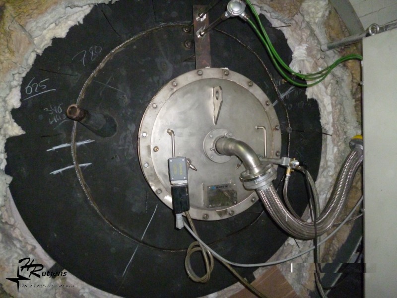 Foto: Reparatie Naverbrander