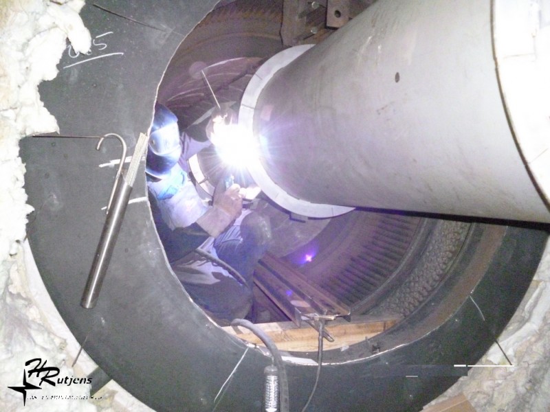 Foto: Reparatie Naverbrander